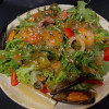 Салат с морепродуктами Pub Wowk (Паб Вовк)